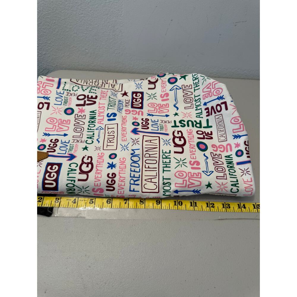 UGG California Love Canvas Tote Bag Carryall Long Strap and Handles Travel - Picture 7 of 7